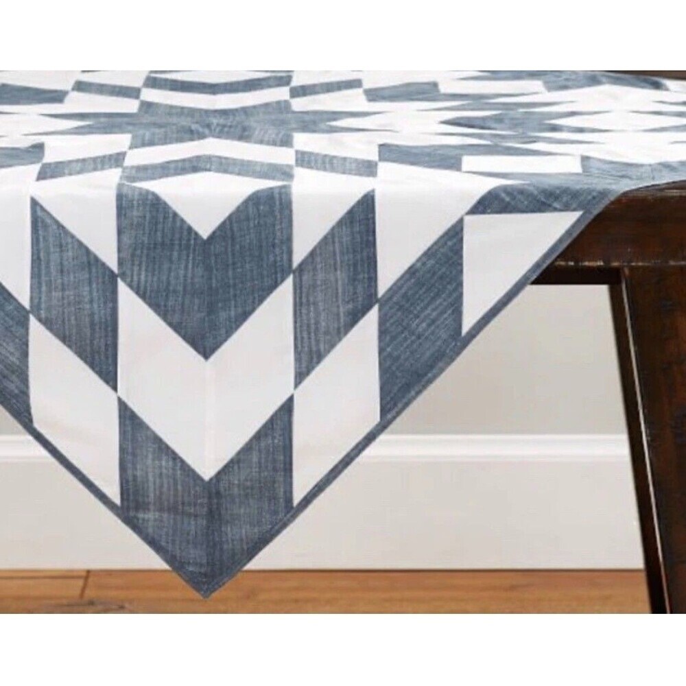 Pottery Barn Cooper Geometric Table Throw 50 X 50 Blue White Marketing Sample - Picture 2 of 12